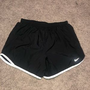 Nike shorts XL in children
